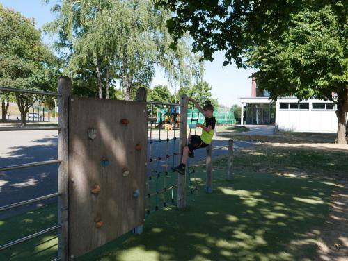 images-120-1